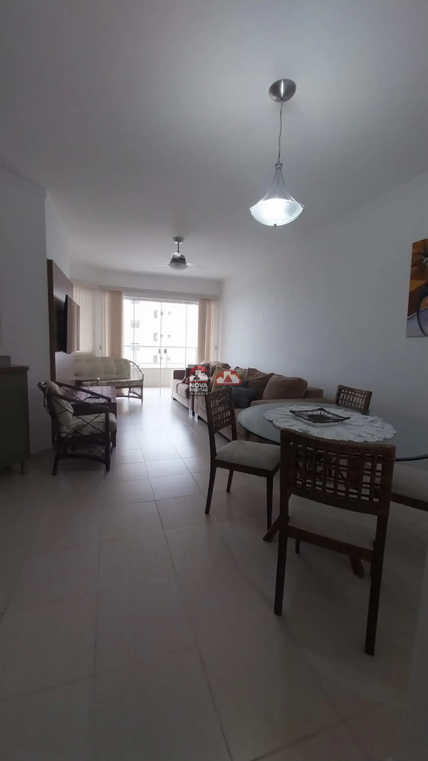 Apartamento / Padrão em Caraguatatuba Alugar por R$4.895,00