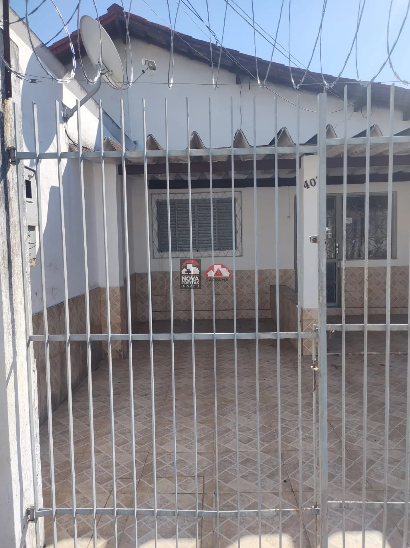 Casa / Padrão em São José dos Campos Alugar por R$2.300,00