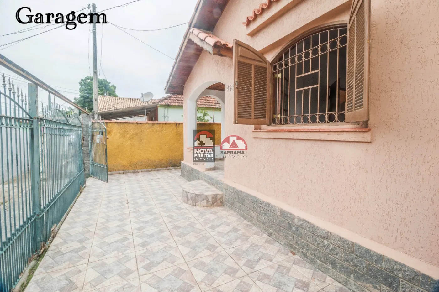 Casa / Padrão em São José dos Campos , Comprar por R$650.000,00