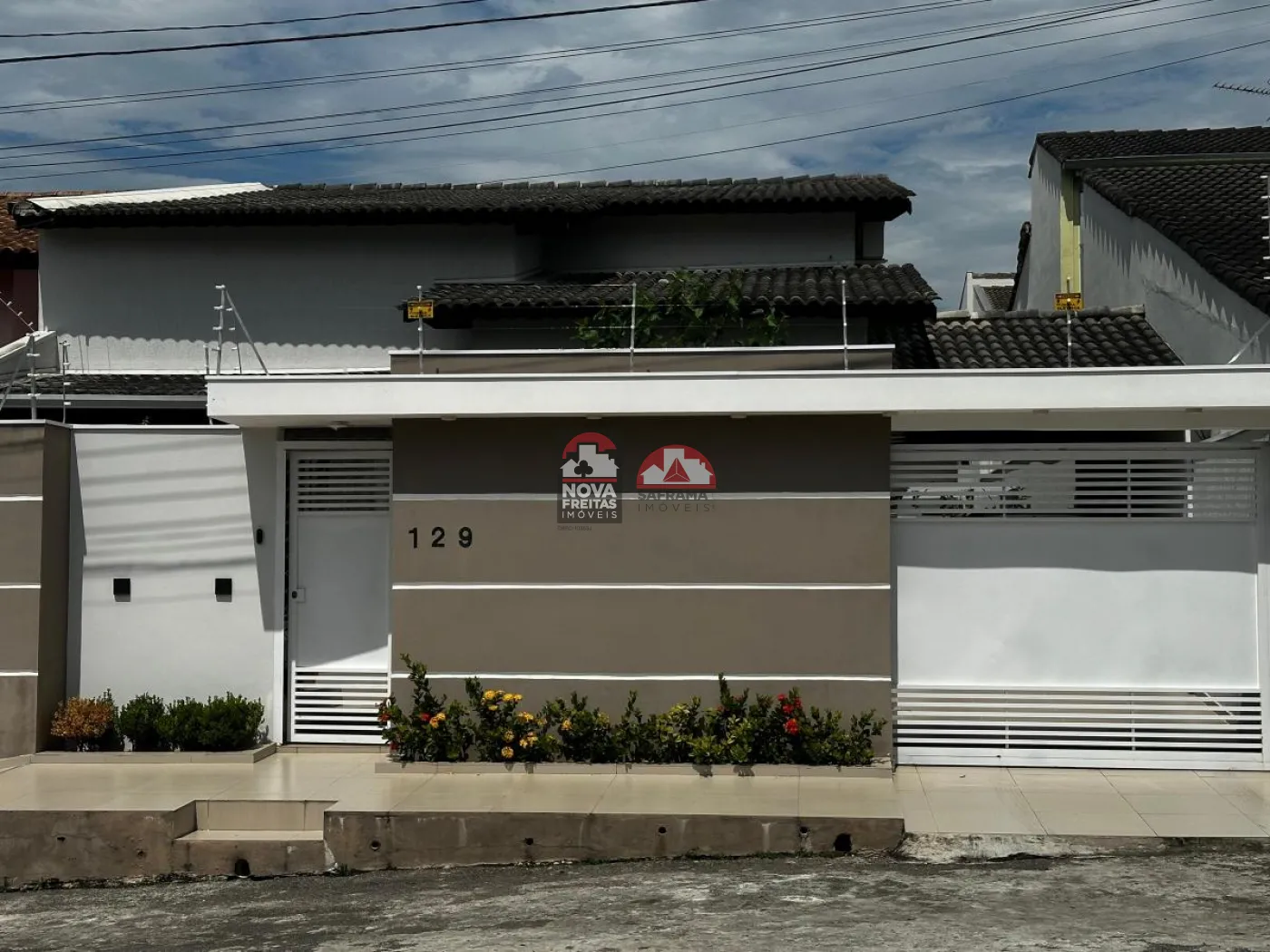 Casa / Sobrado Padrão em Jacareí , Comprar por R$1.385.000,00
