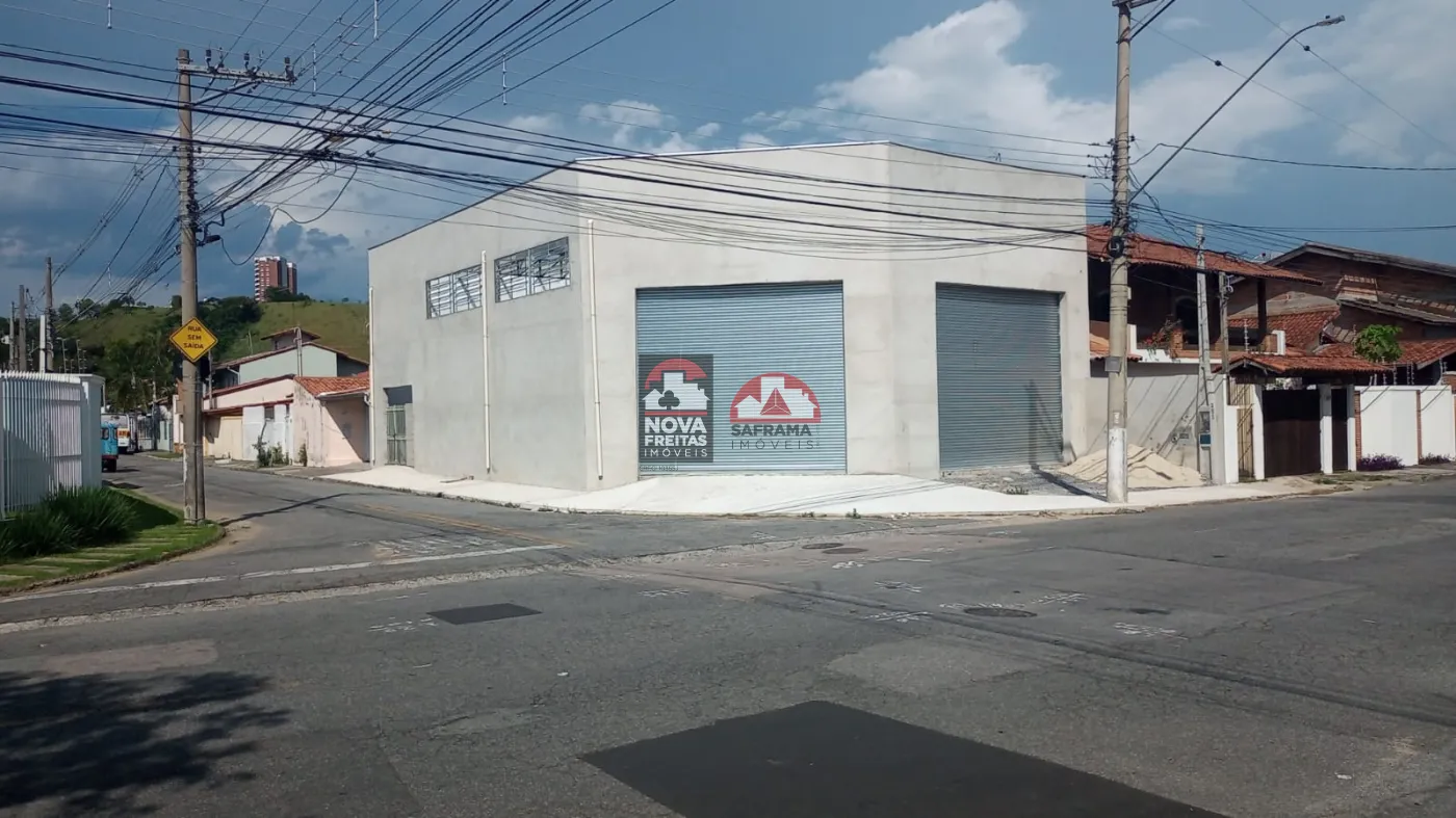 Comercial / Galpão em Jacareí Alugar por R$6.150,00