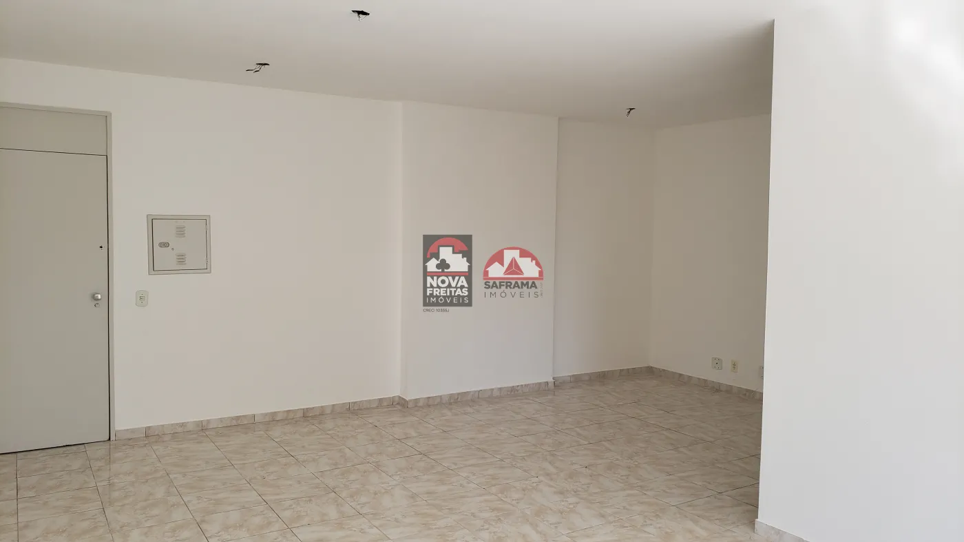 Comercial / Sala em condomínio em São José dos Campos 