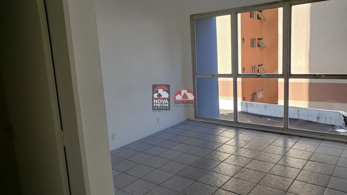 Comercial / Sala em condomínio em São José dos Campos , Comprar por R$146.400,00