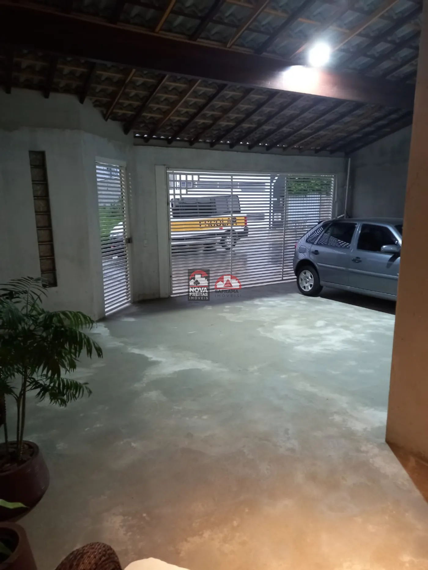 Casa / Padrão em São José dos Campos 