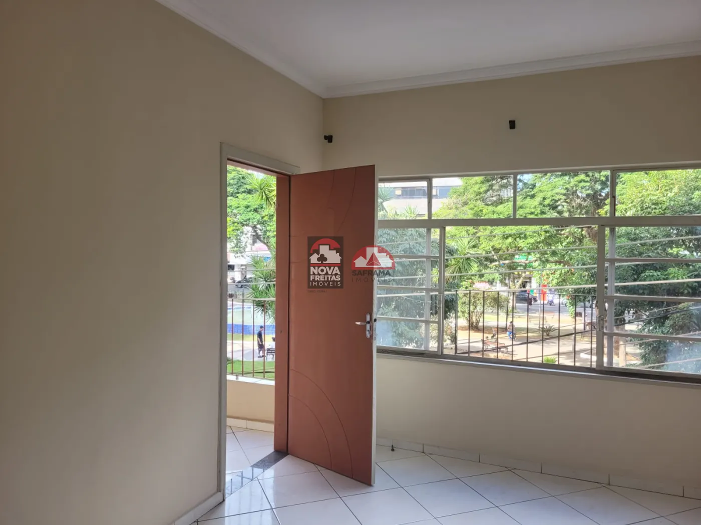 Apartamento / Padrão em Pindamonhangaba 