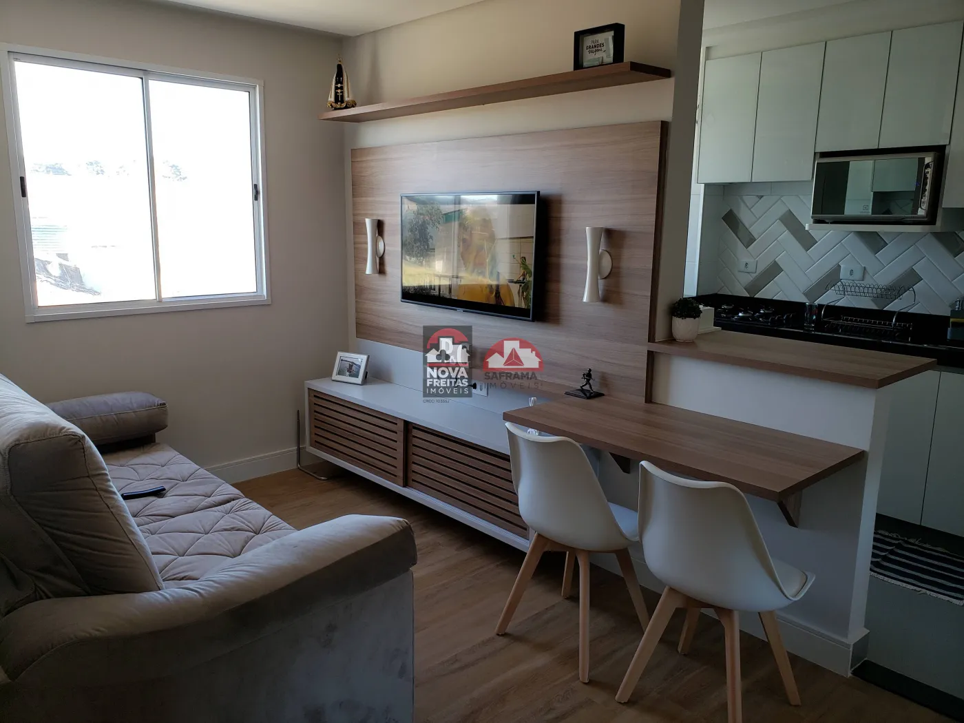 Apartamento / Padrão em São José dos Campos , Comprar por R$270.000,00