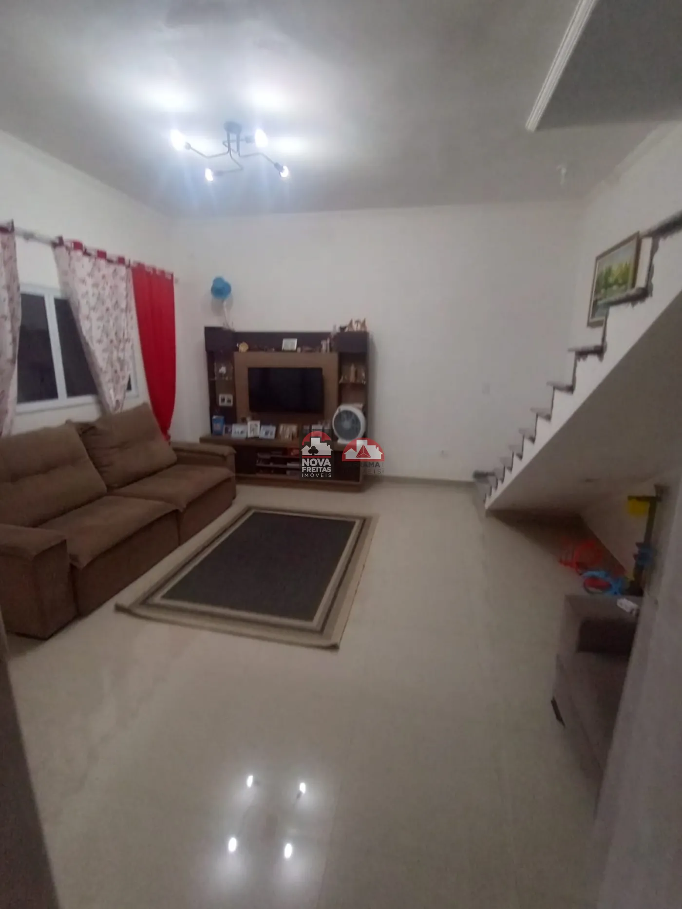 Casa / Padrão em São José dos Campos , Comprar por R$745.000,00
