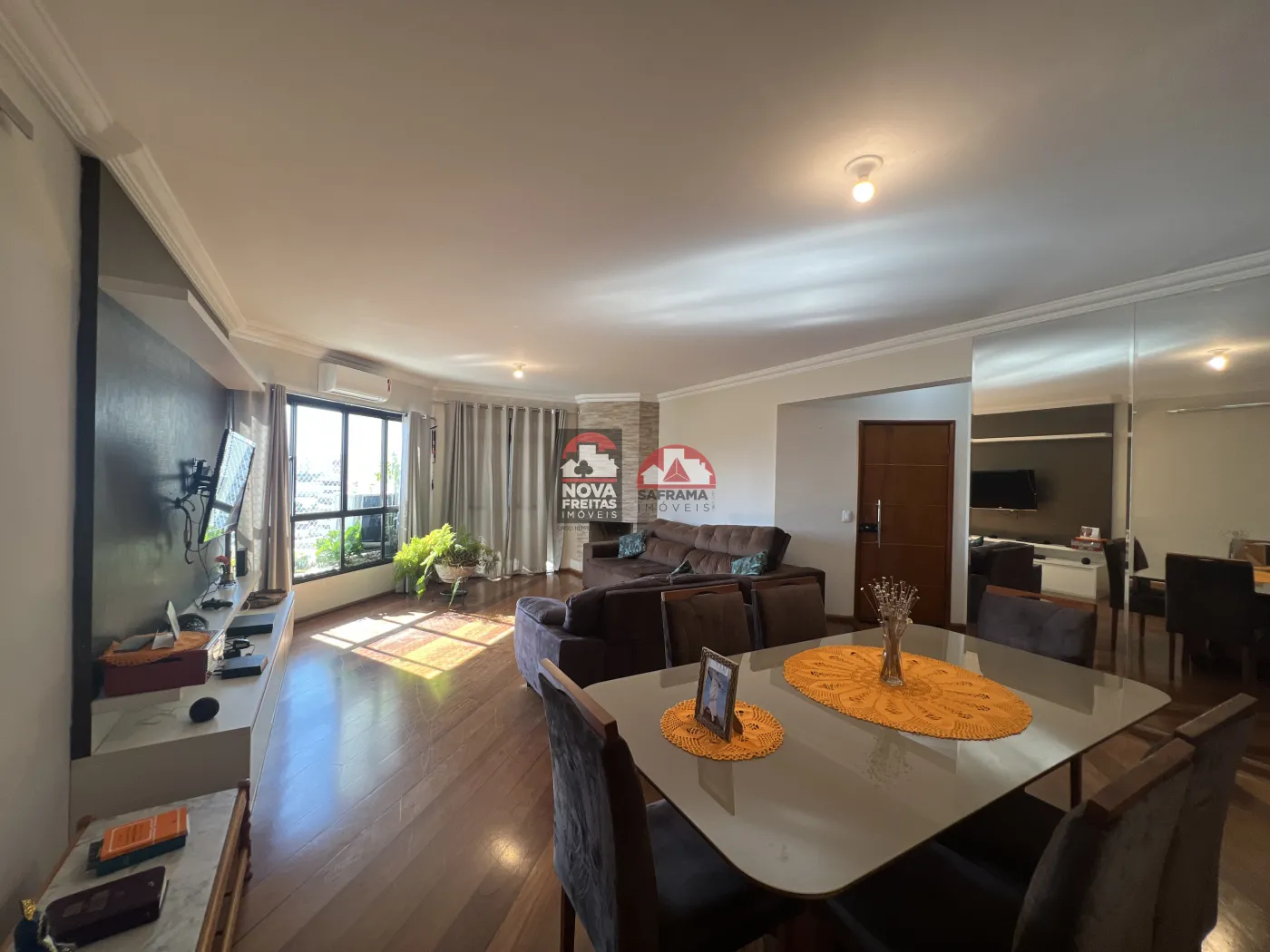 Apartamento / Padrão em São José dos Campos , Comprar por R$1.050.000,00