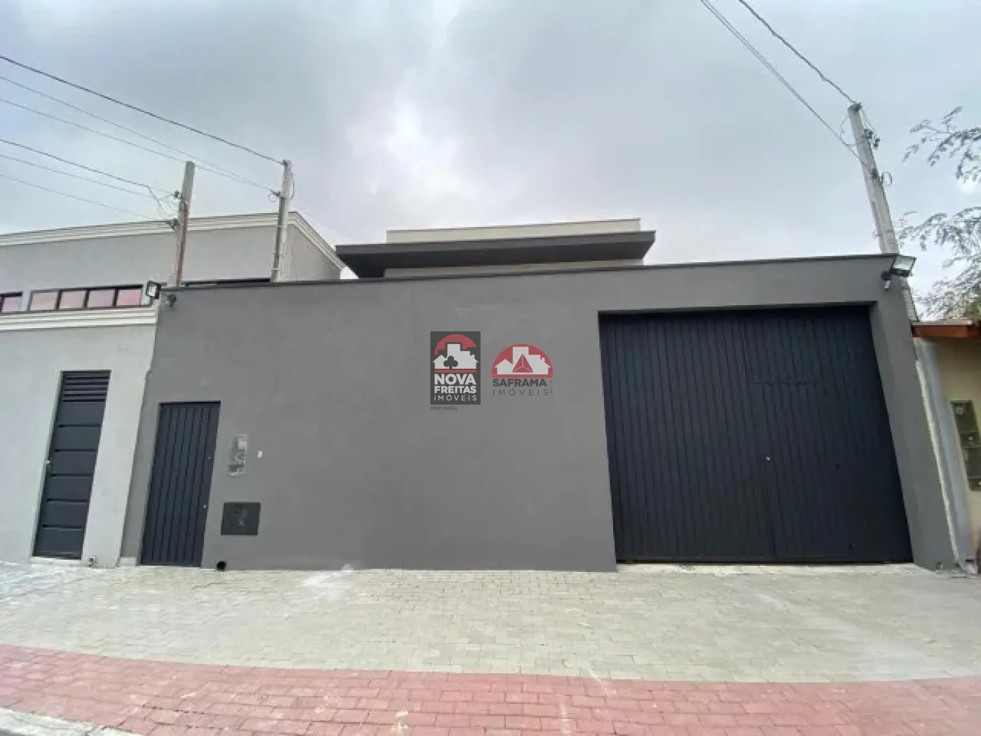 Casa / Sobrado com ponto Comercial em São José dos Campos , Comprar por R$1.495.000,00