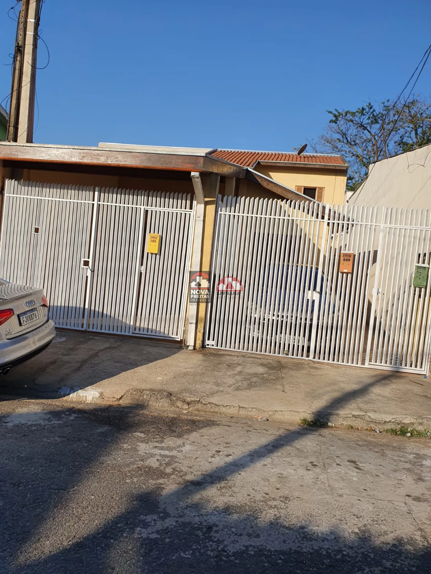 Casa / Padrão em São José dos Campos 