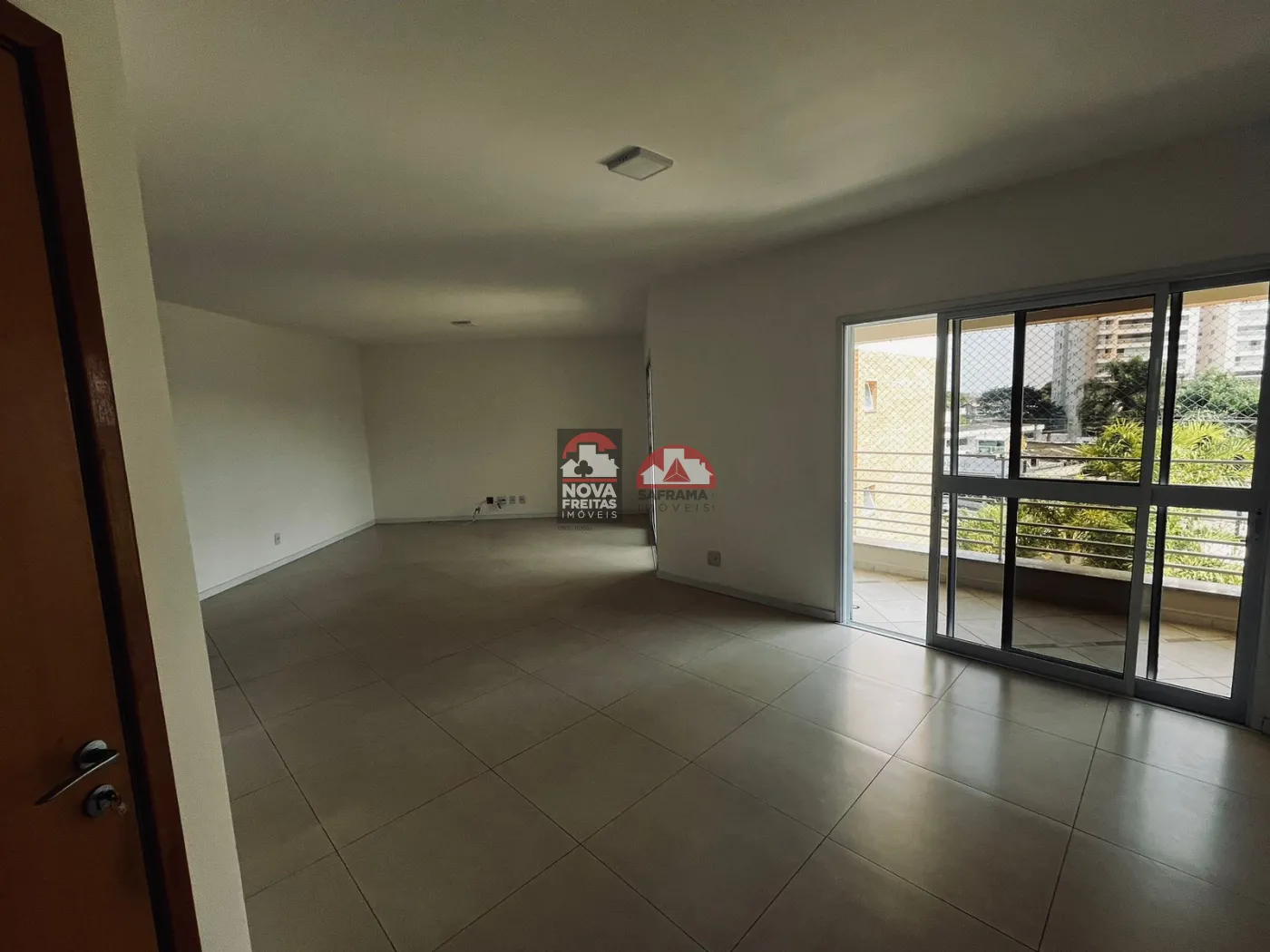 Alugar Apartamento / Padrão em São José dos Campos R$ 4.500,00 - Foto 1