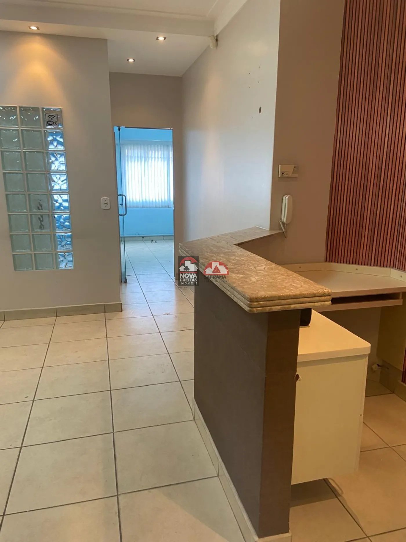 Alugar Comercial / Sala em São José dos Campos R$ 1.700,00 - Foto 1