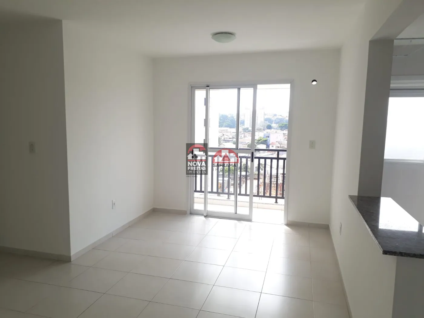 Apartamento / Padrão em Jacareí Alugar por R$2.500,00