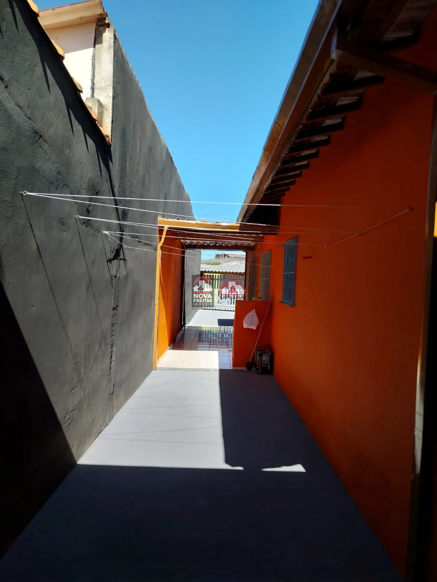 Comprar Casa / Padrão em Caraguatatuba R$ 300.000,00 - Foto 5