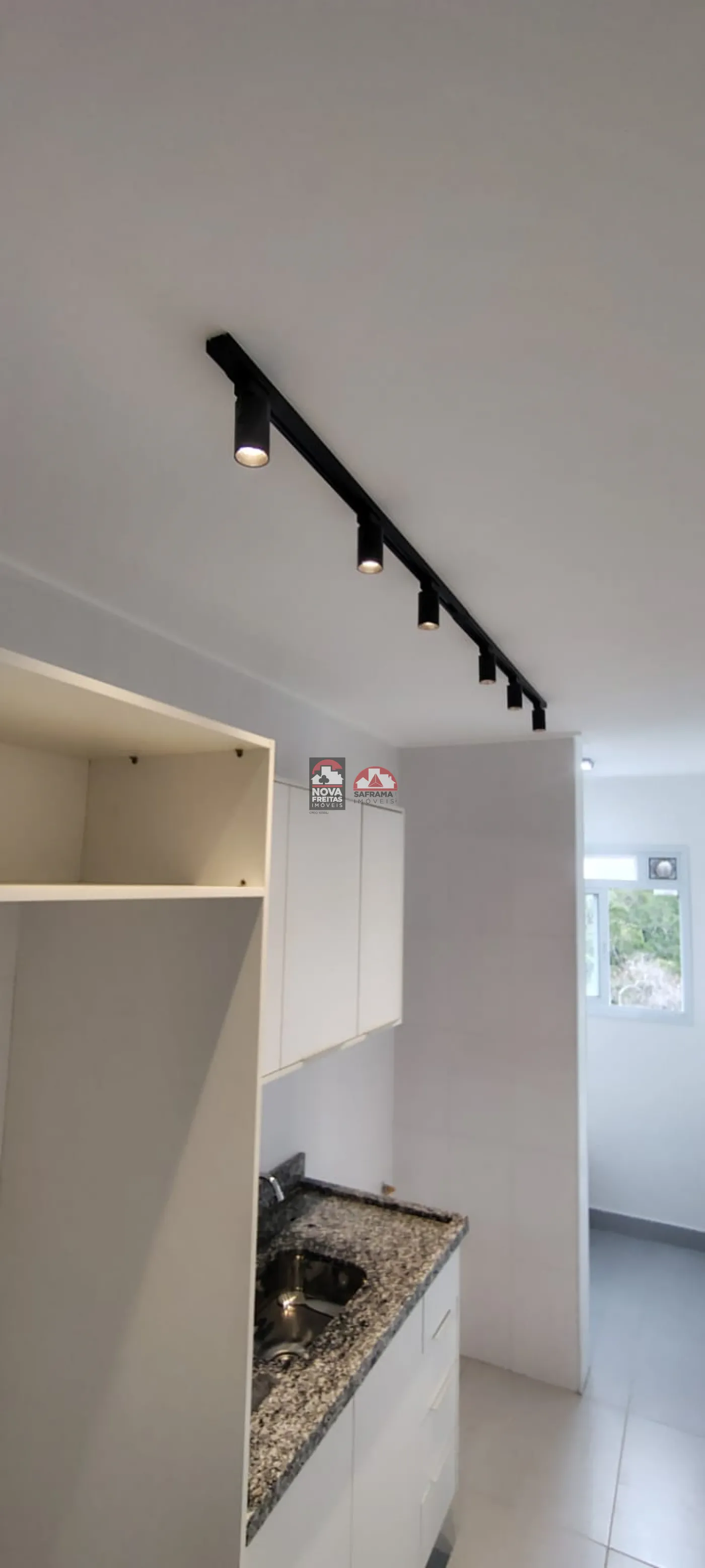 Alugar Apartamento / Padrão em Jacareí R$ 2.200,00 - Foto 3