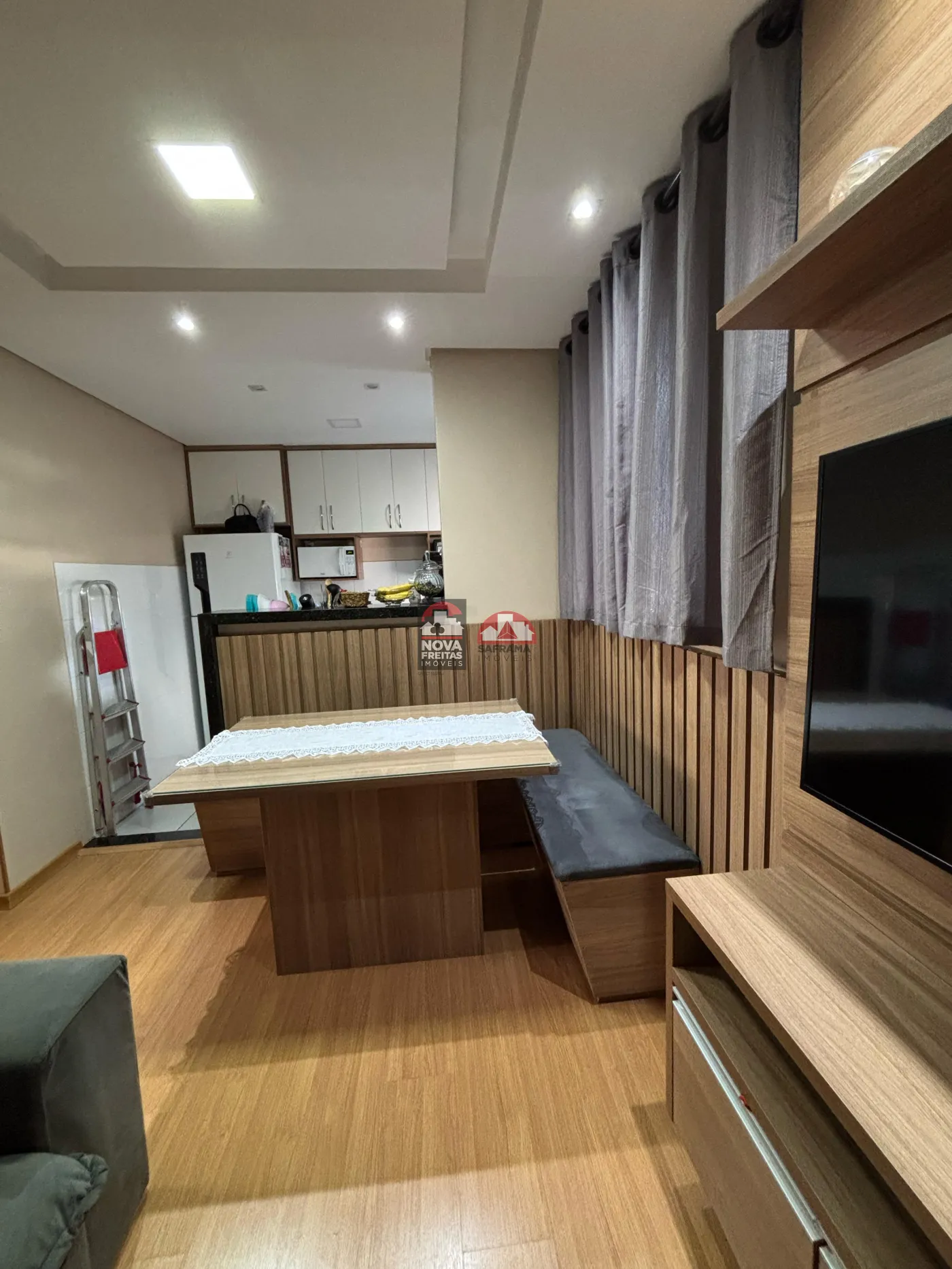 Apartamento / Padrão em São José dos Campos Alugar por R$1.300,00