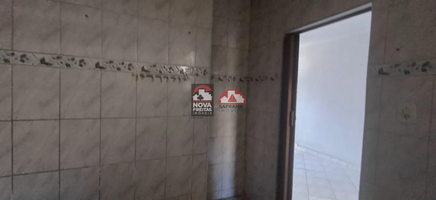 Alugar Apartamento / Kitnet em Caraguatatuba R$ 1.500,00 - Foto 3