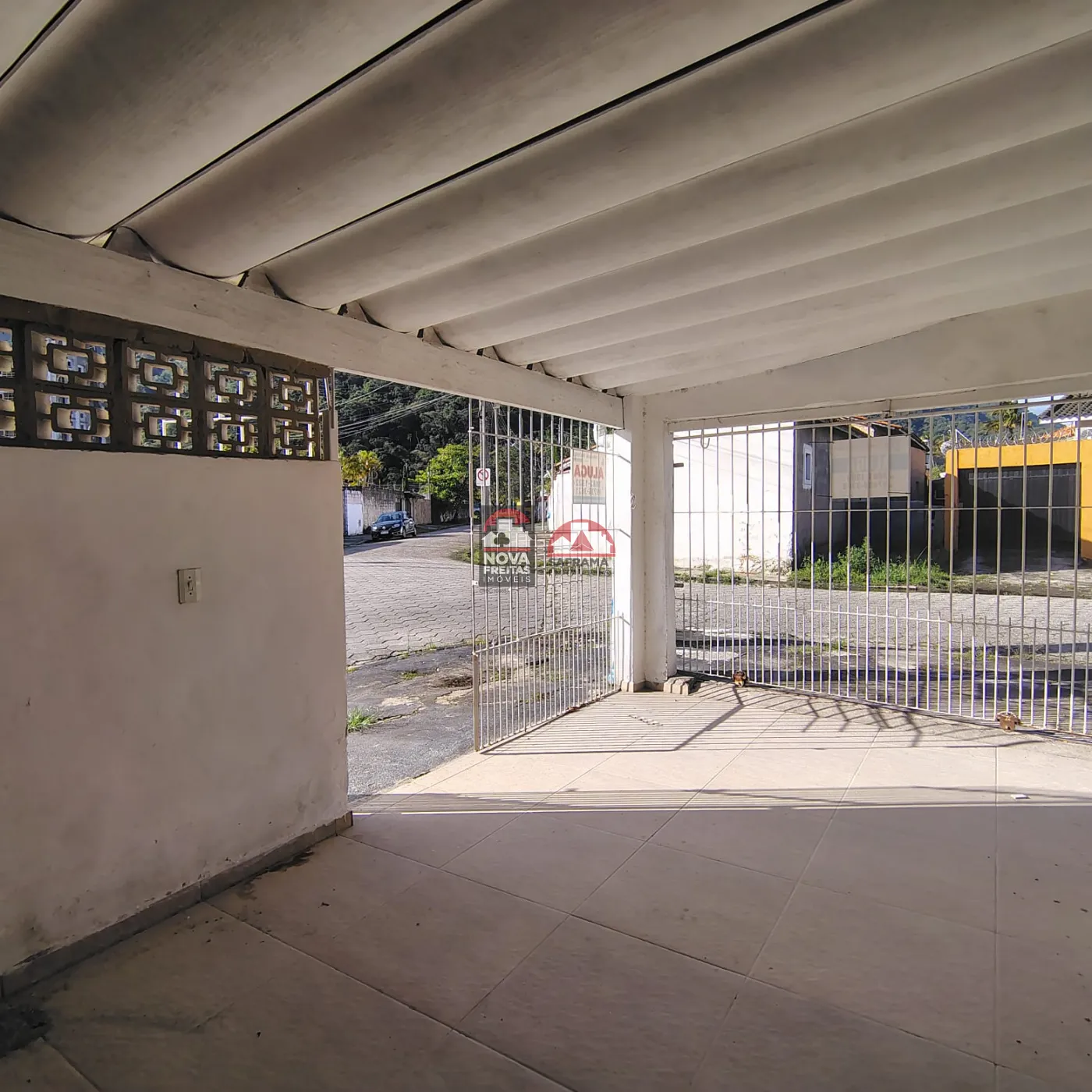 Alugar Casa / Padrão em Caraguatatuba R$ 2.100,00 - Foto 10