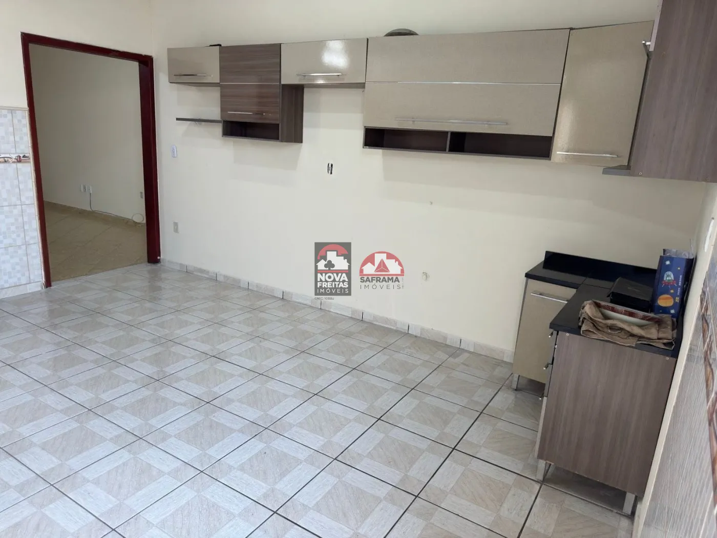 Comprar Casa / Padrão em Pindamonhangaba R$ 232.000,00 - Foto 2