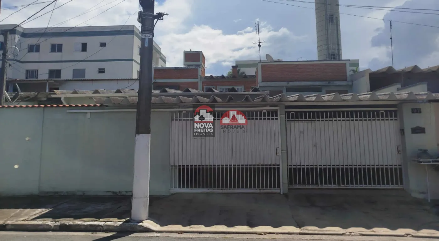 Comprar Casa / Padrão em Pindamonhangaba R$ 450.000,00 - Foto 1