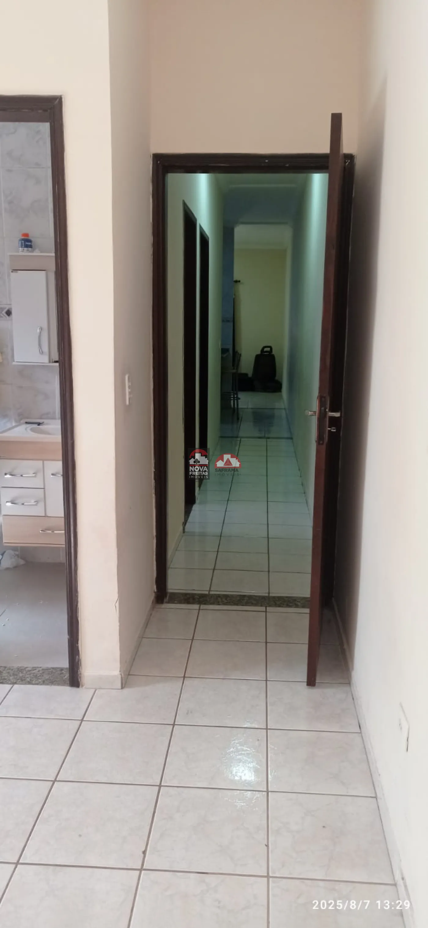 Comprar Casa / Padrão em São José dos Campos R$ 500.000,00 - Foto 8
