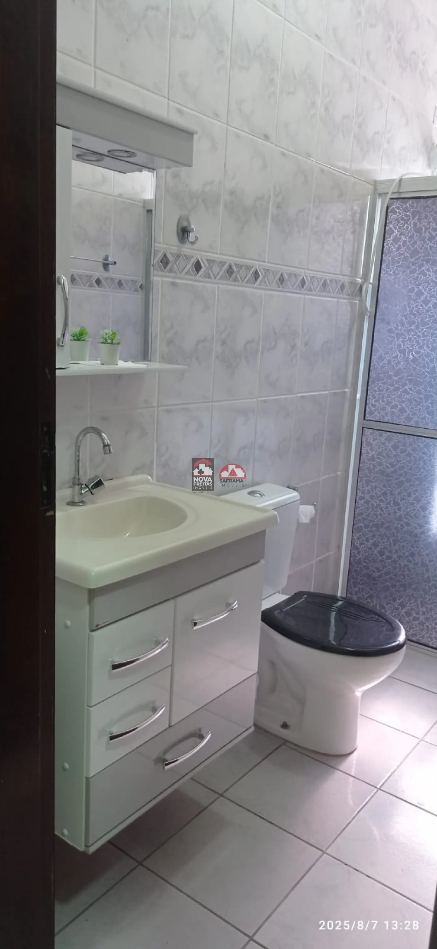 Comprar Casa / Padrão em São José dos Campos R$ 500.000,00 - Foto 11