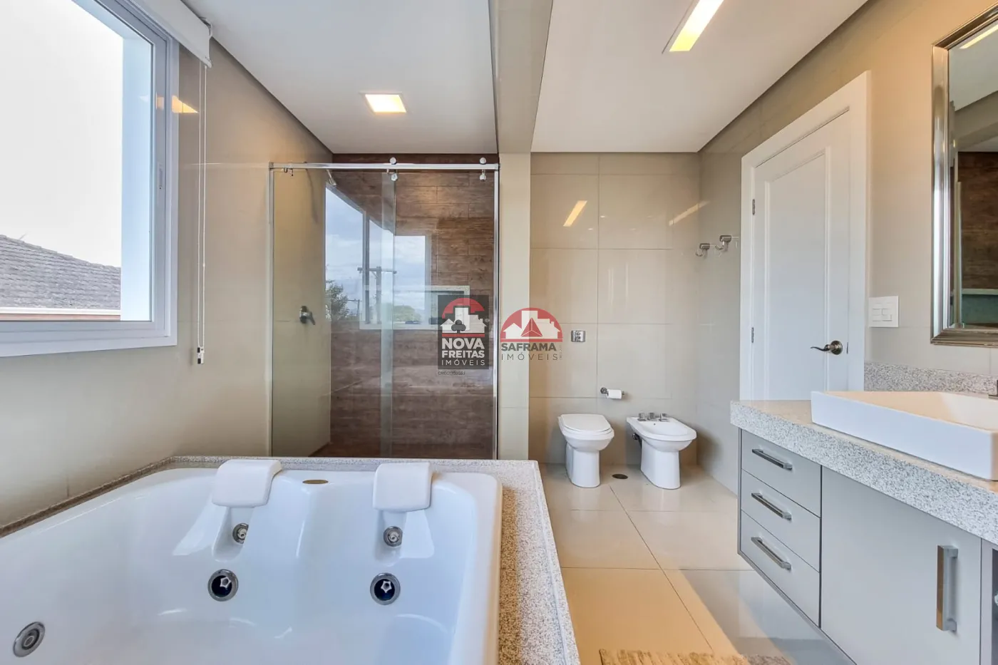 Alugar Casa / Padrão em Jacareí R$ 22.230,00 - Foto 10