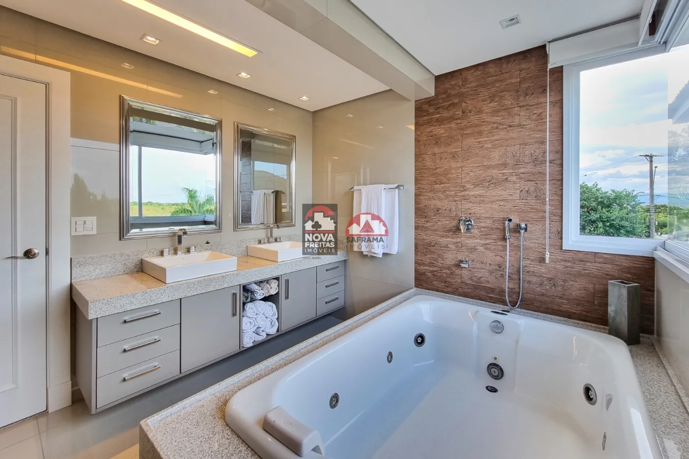 Alugar Casa / Padrão em Jacareí R$ 22.230,00 - Foto 18