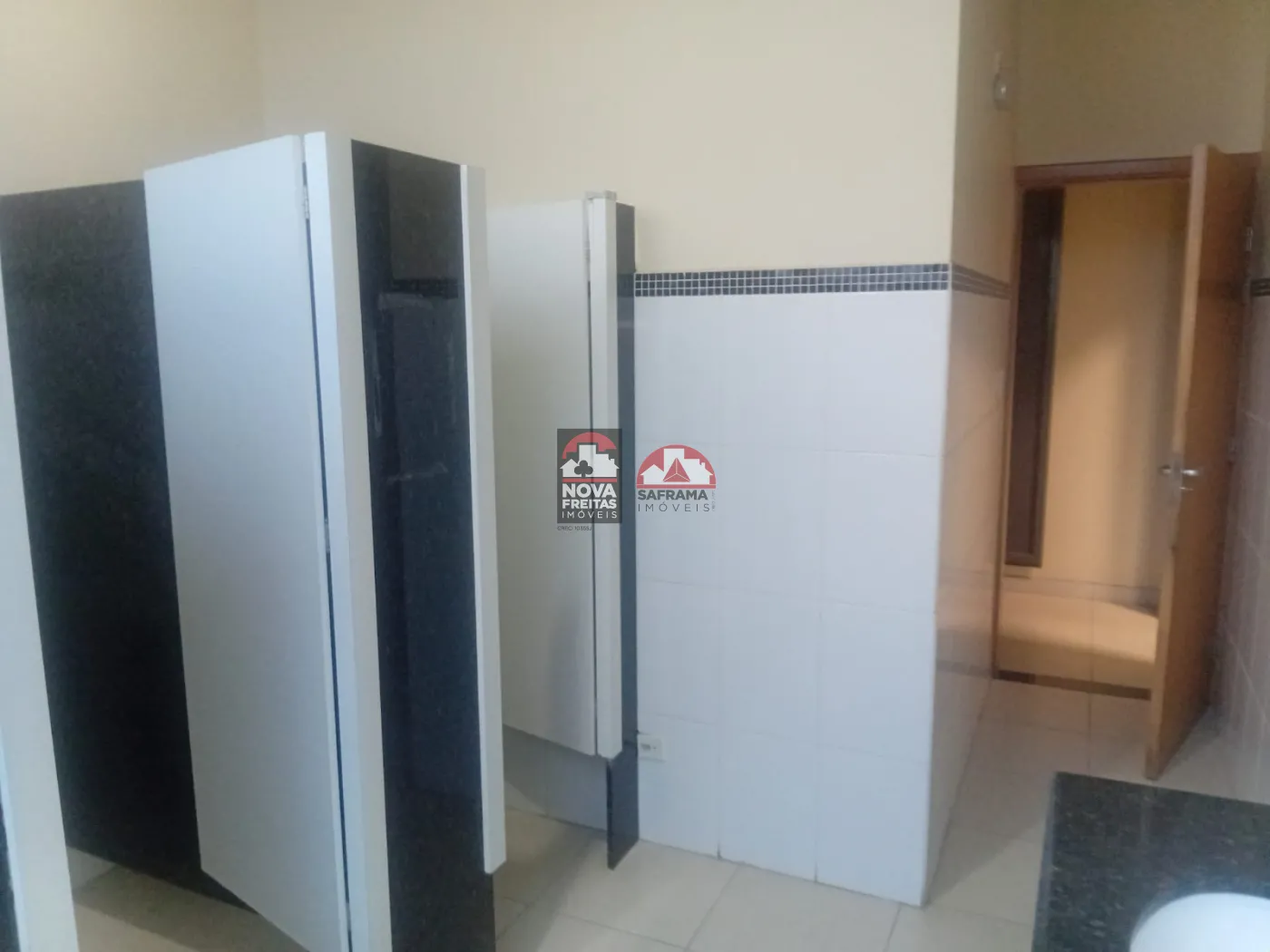 Alugar Comercial / Galpão em Condomínio em Jacareí R$ 13.000,00 - Foto 9