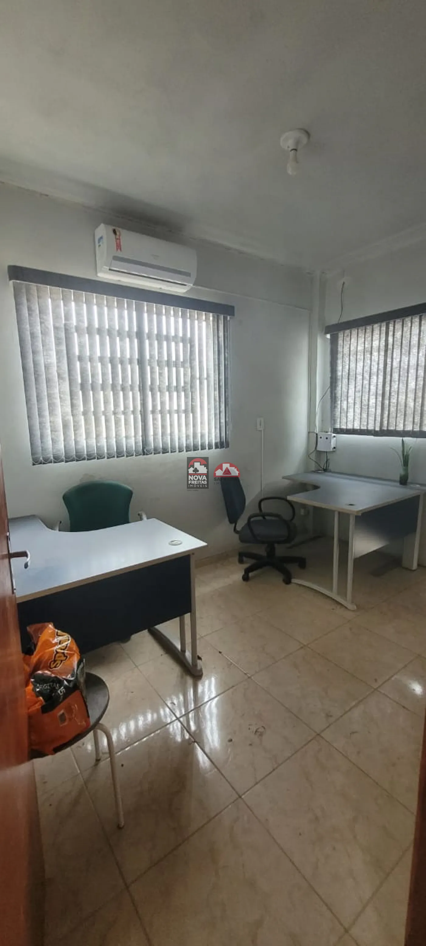 Alugar Comercial / Galpão em Jacareí R$ 12.500,00 - Foto 14