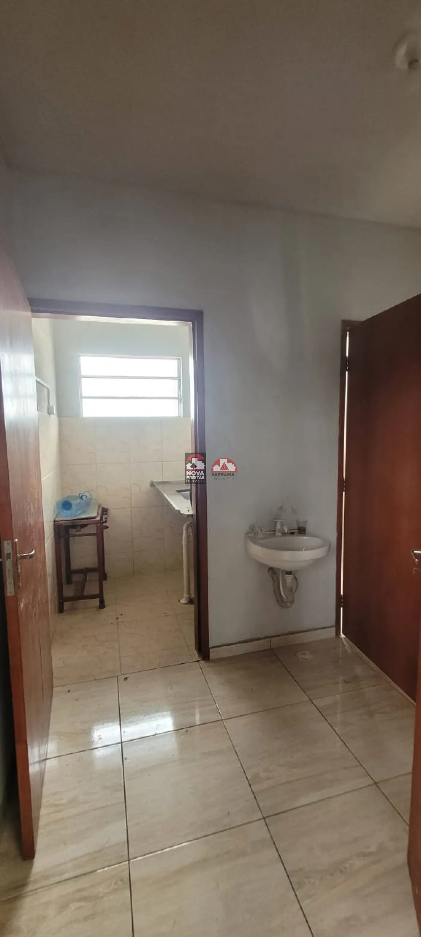 Alugar Comercial / Galpão em Jacareí R$ 12.500,00 - Foto 16