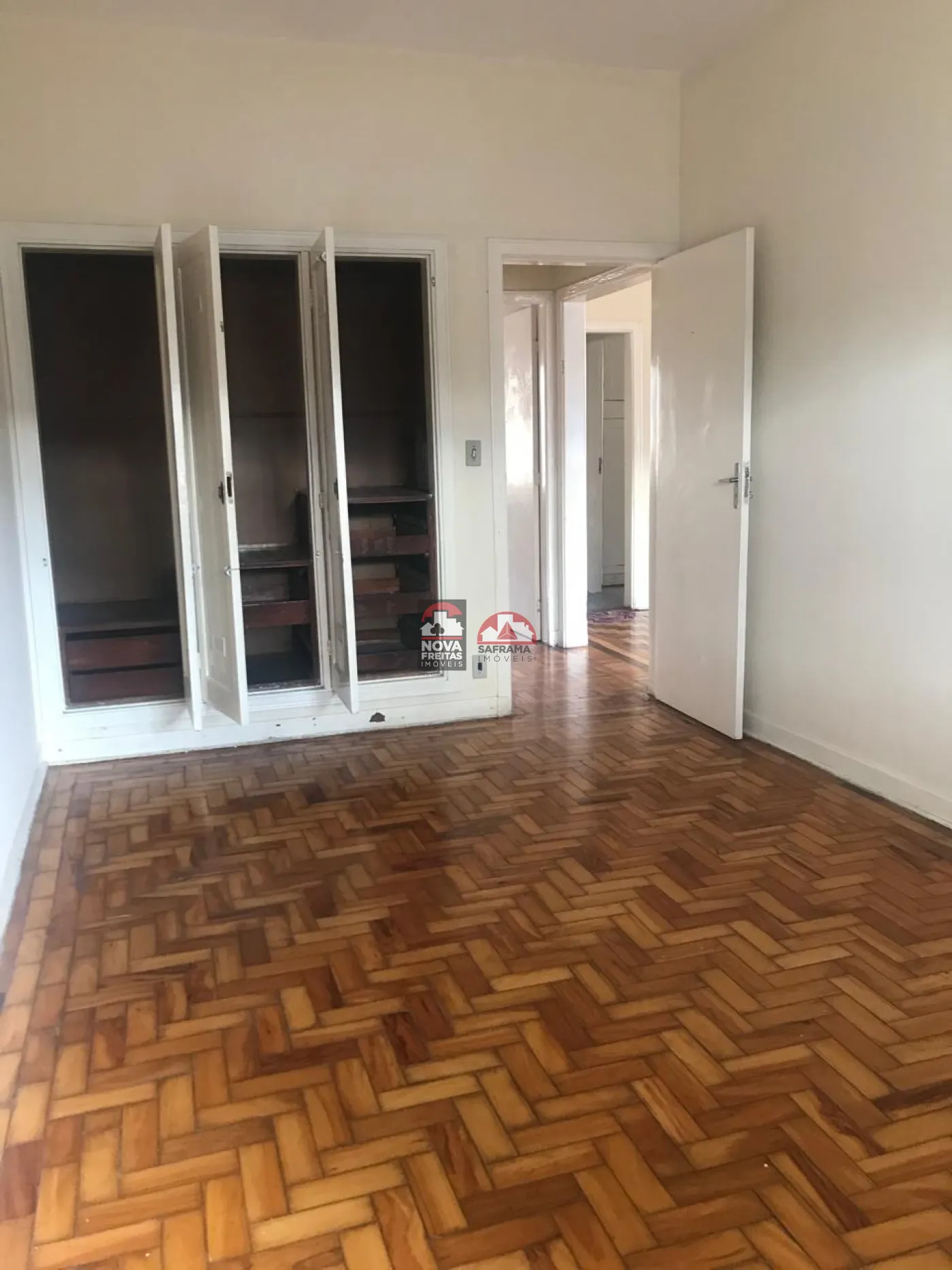 Comprar Casa / Padrão em São José dos Campos R$ 700.000,00 - Foto 5