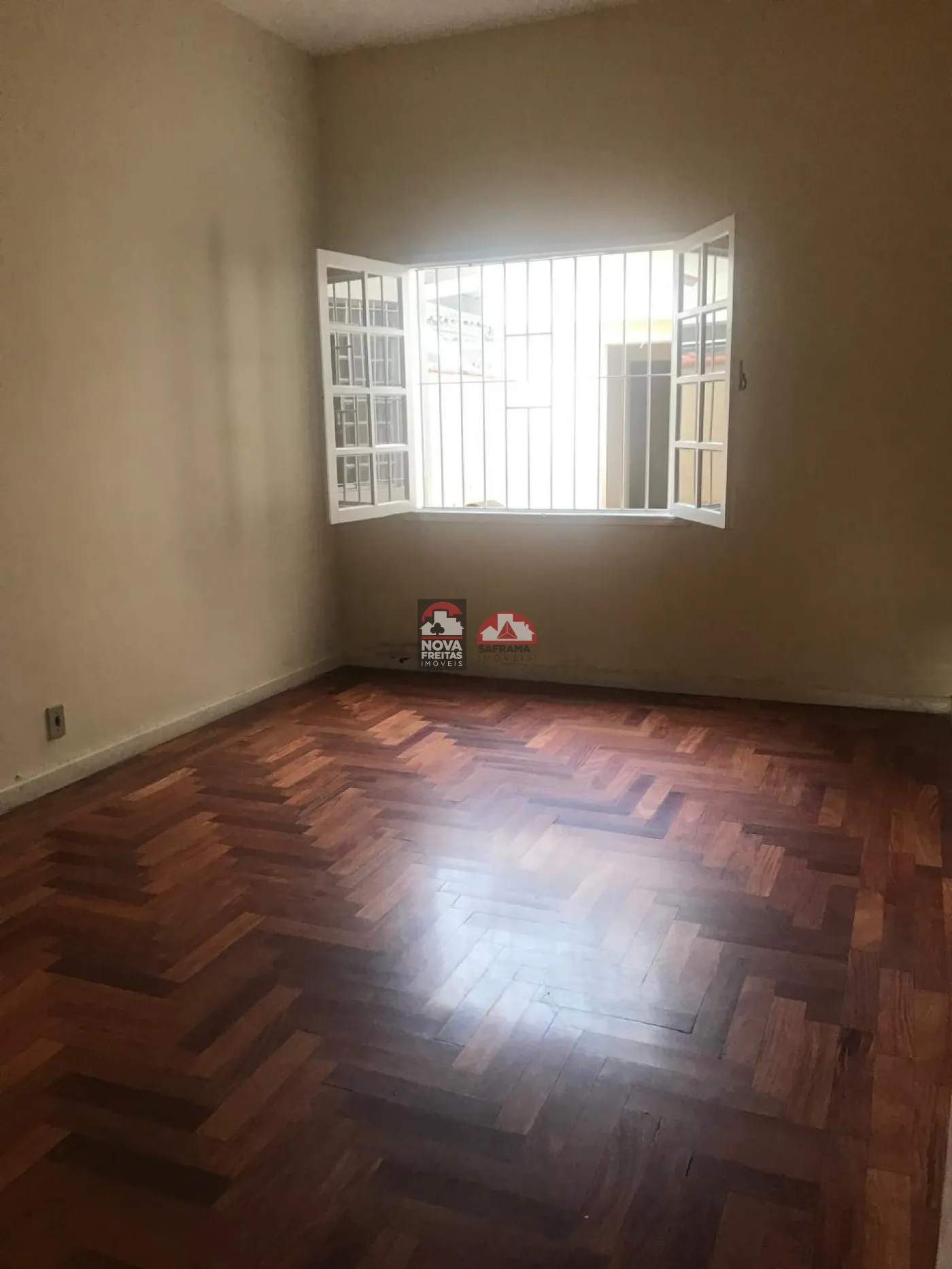 Comprar Casa / Padrão em São José dos Campos R$ 700.000,00 - Foto 6