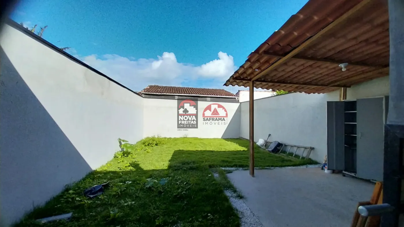 Quintal da casa C/ Lavanderia Alugar Casa / Padrão em Caraguatatuba R$ 3.900,00 - Foto 4