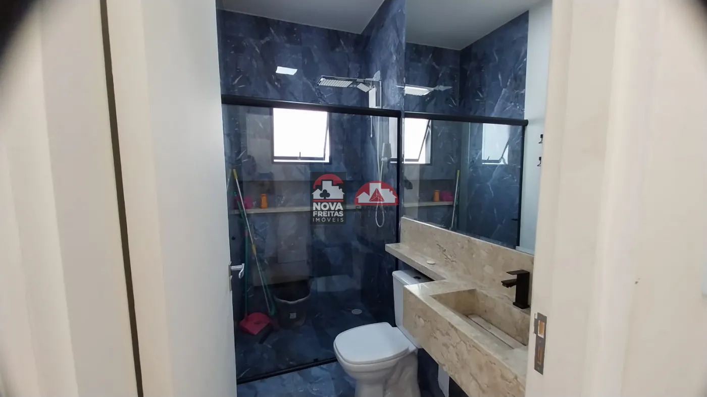 Banheiro Suite II Alugar Casa / Padrão em Caraguatatuba R$ 3.900,00 - Foto 24