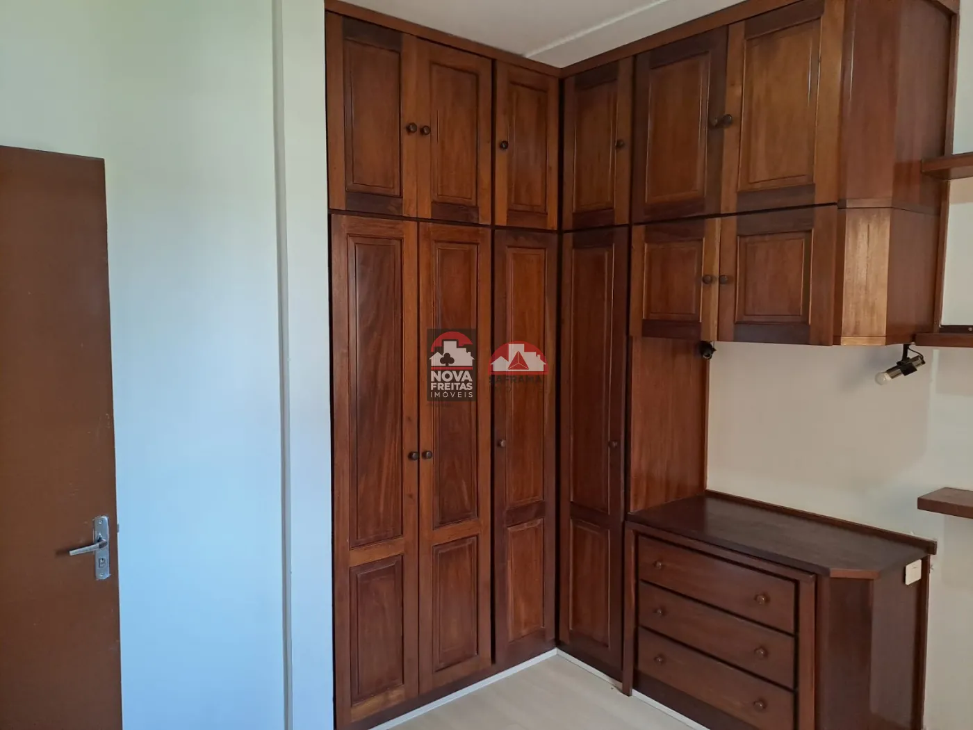 Alugar Apartamento / Padrão em Jacareí R$ 1.200,00 - Foto 6