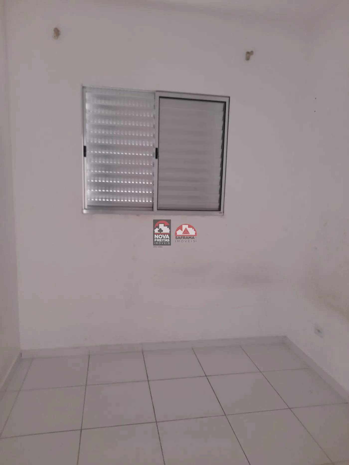Alugar Apartamento / Padrão em Pindamonhangaba R$ 900,00 - Foto 8