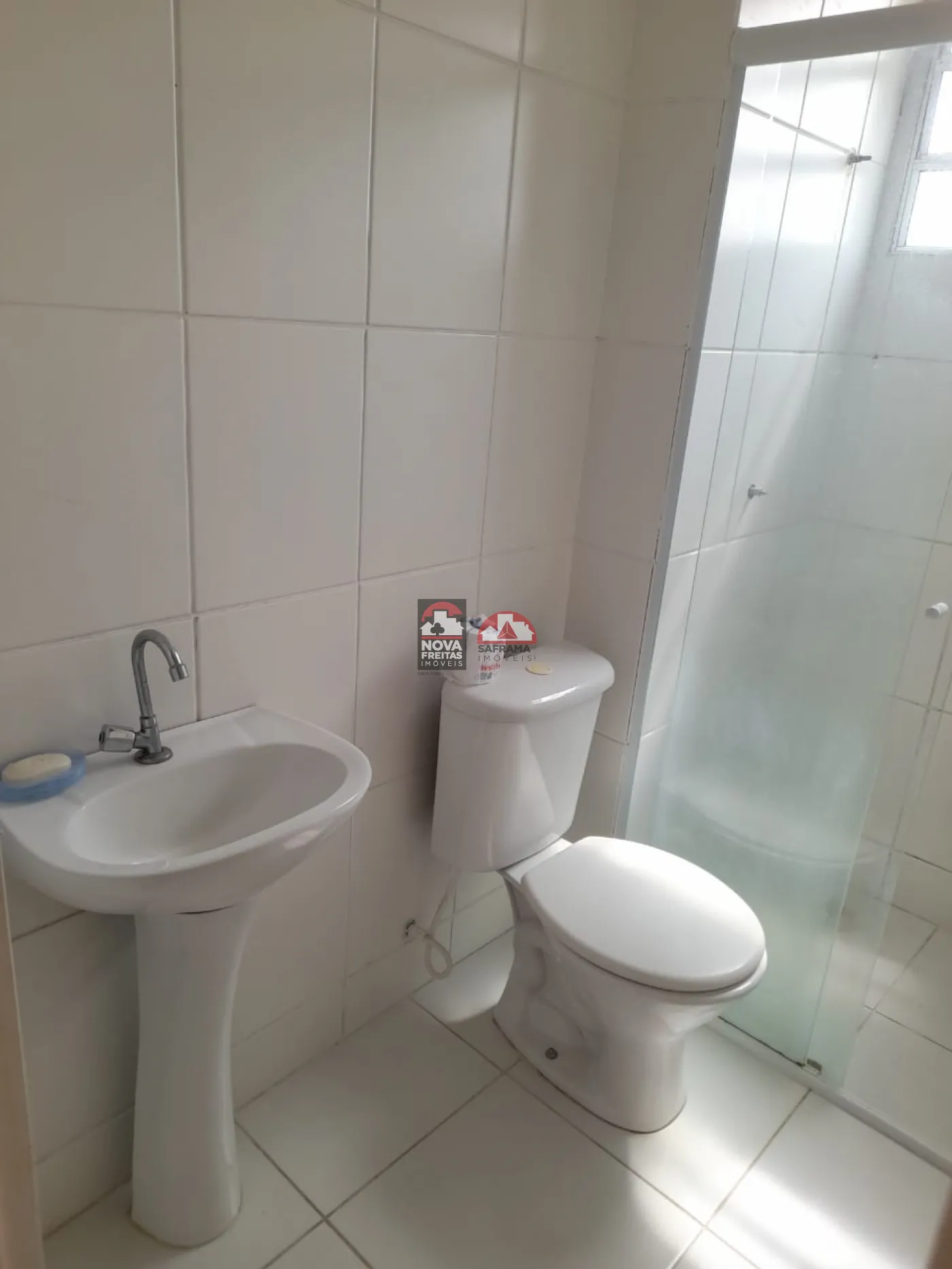 Alugar Apartamento / Padrão em Pindamonhangaba R$ 900,00 - Foto 11