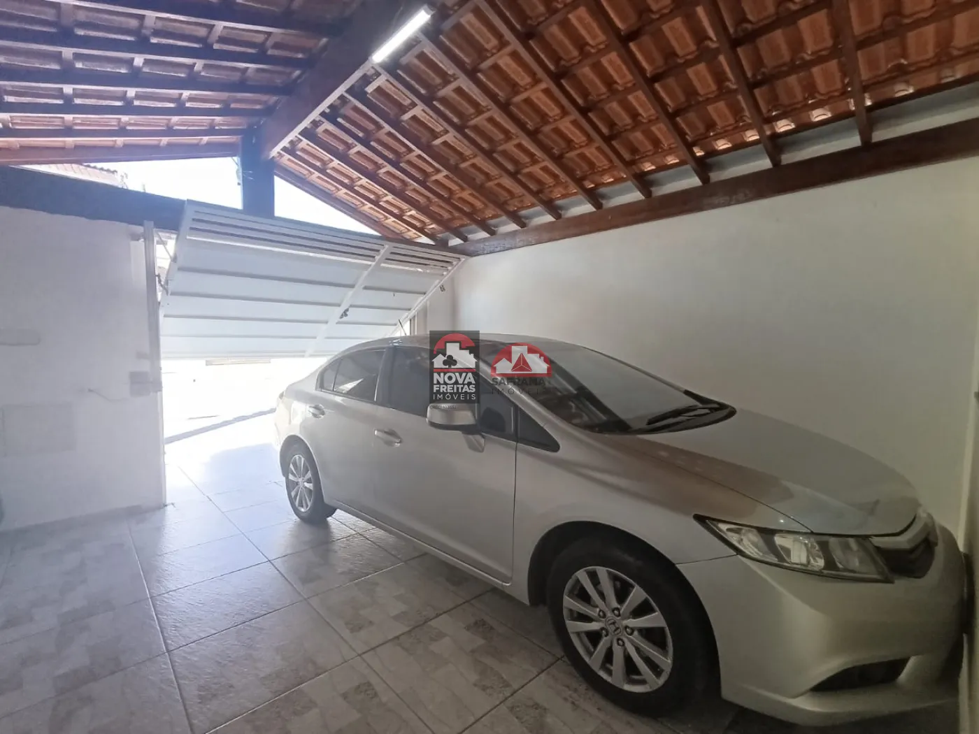 Comprar Casa / Padrão em Pindamonhangaba R$ 330.000,00 - Foto 1