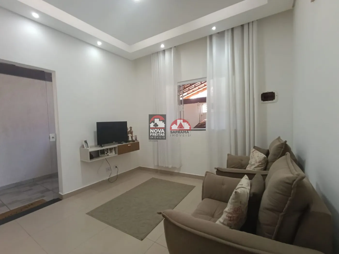 Comprar Casa / Padrão em Pindamonhangaba R$ 330.000,00 - Foto 3