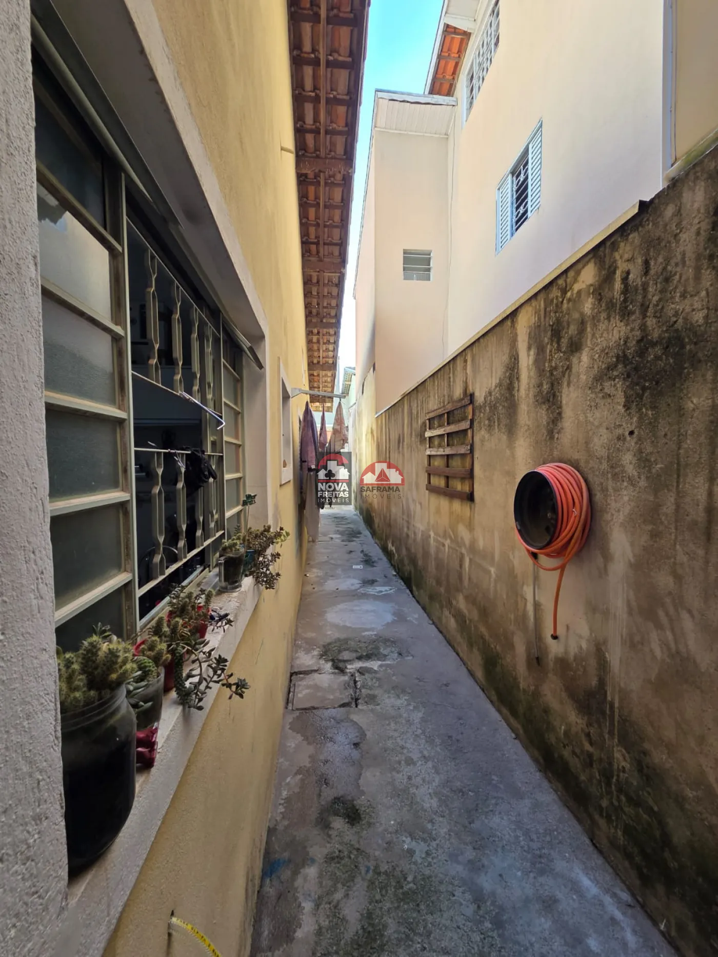 Comprar Casa / Padrão em São José dos Campos R$ 370.000,00 - Foto 5