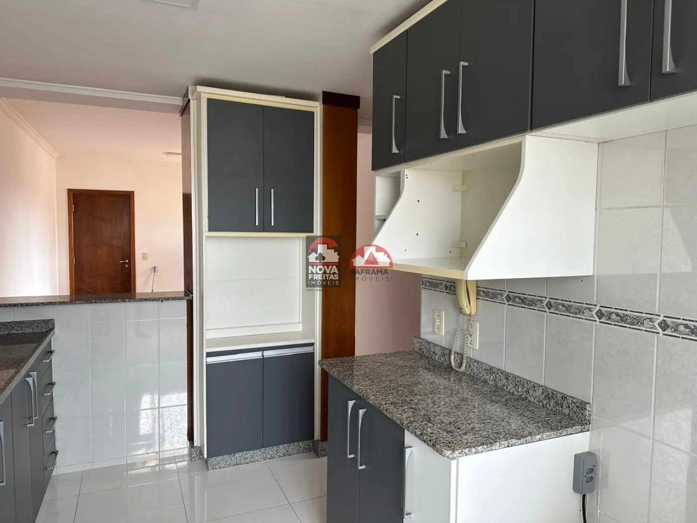 Alugar Apartamento / Padrão em São José dos Campos R$ 2.500,00 - Foto 12