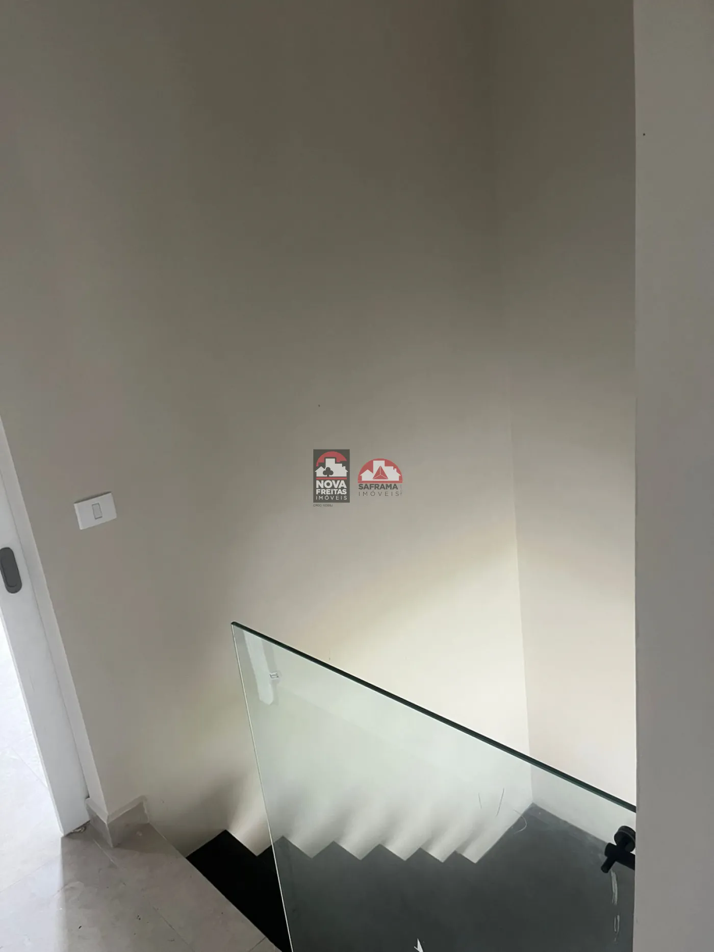 Alugar Casa / Sobrado Padrão em Caraguatatuba R$ 2.750,00 - Foto 3