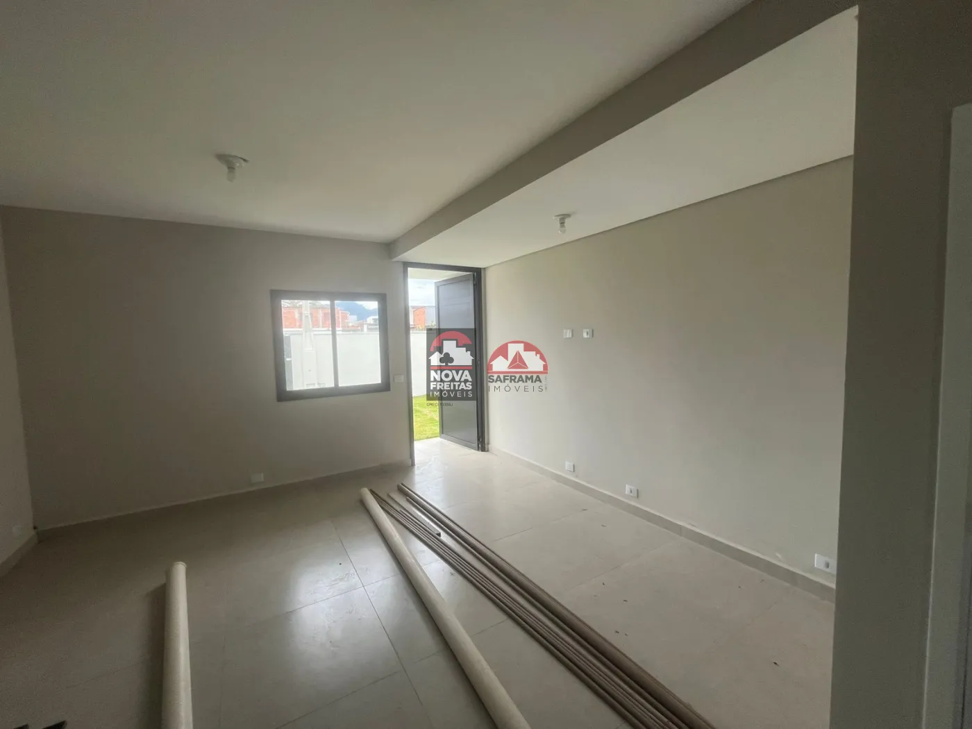 Alugar Casa / Sobrado Padrão em Caraguatatuba R$ 2.750,00 - Foto 10