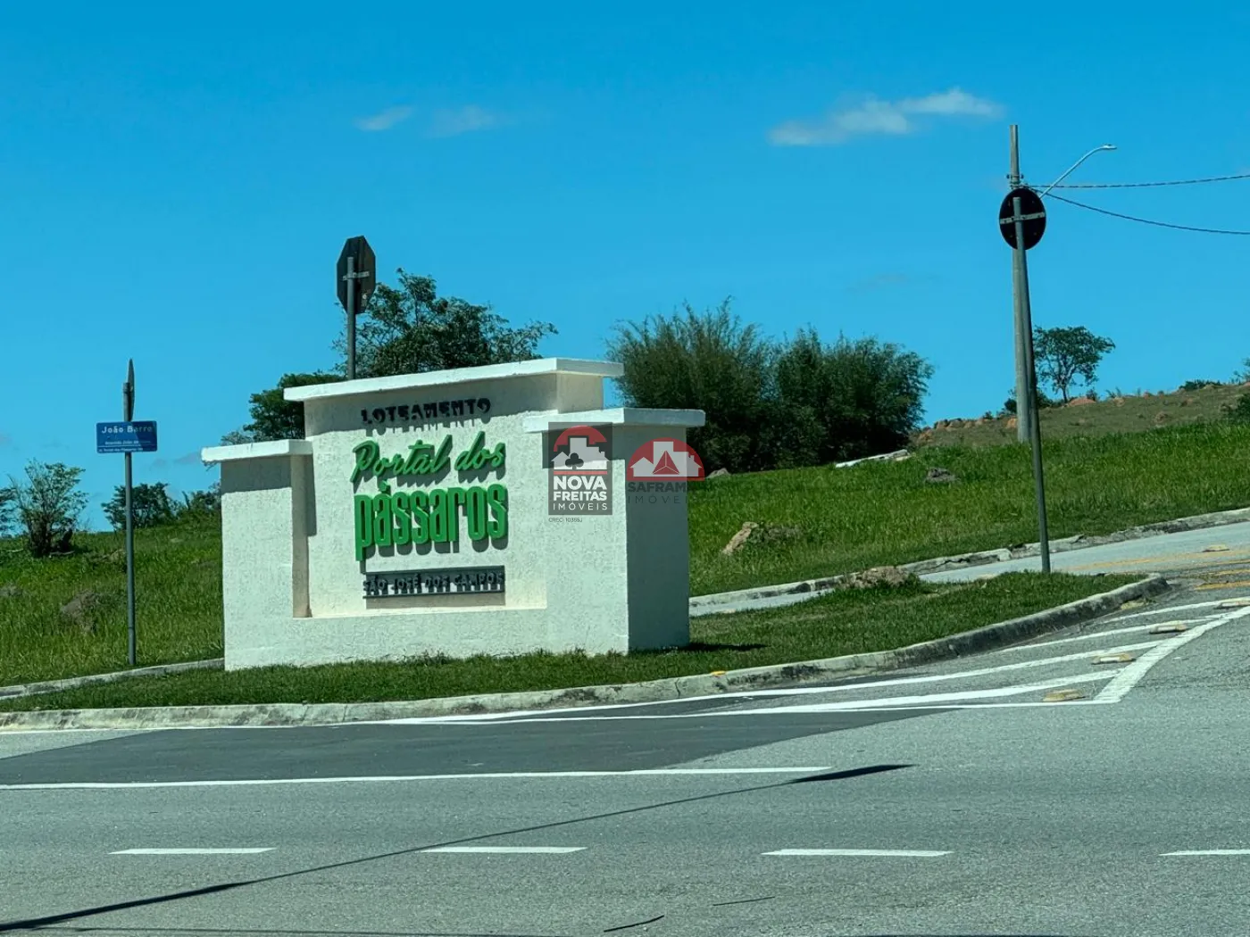 Comprar Terreno / Padrão em Condomínio em São José dos Campos R$ 180.000,00 - Foto 1