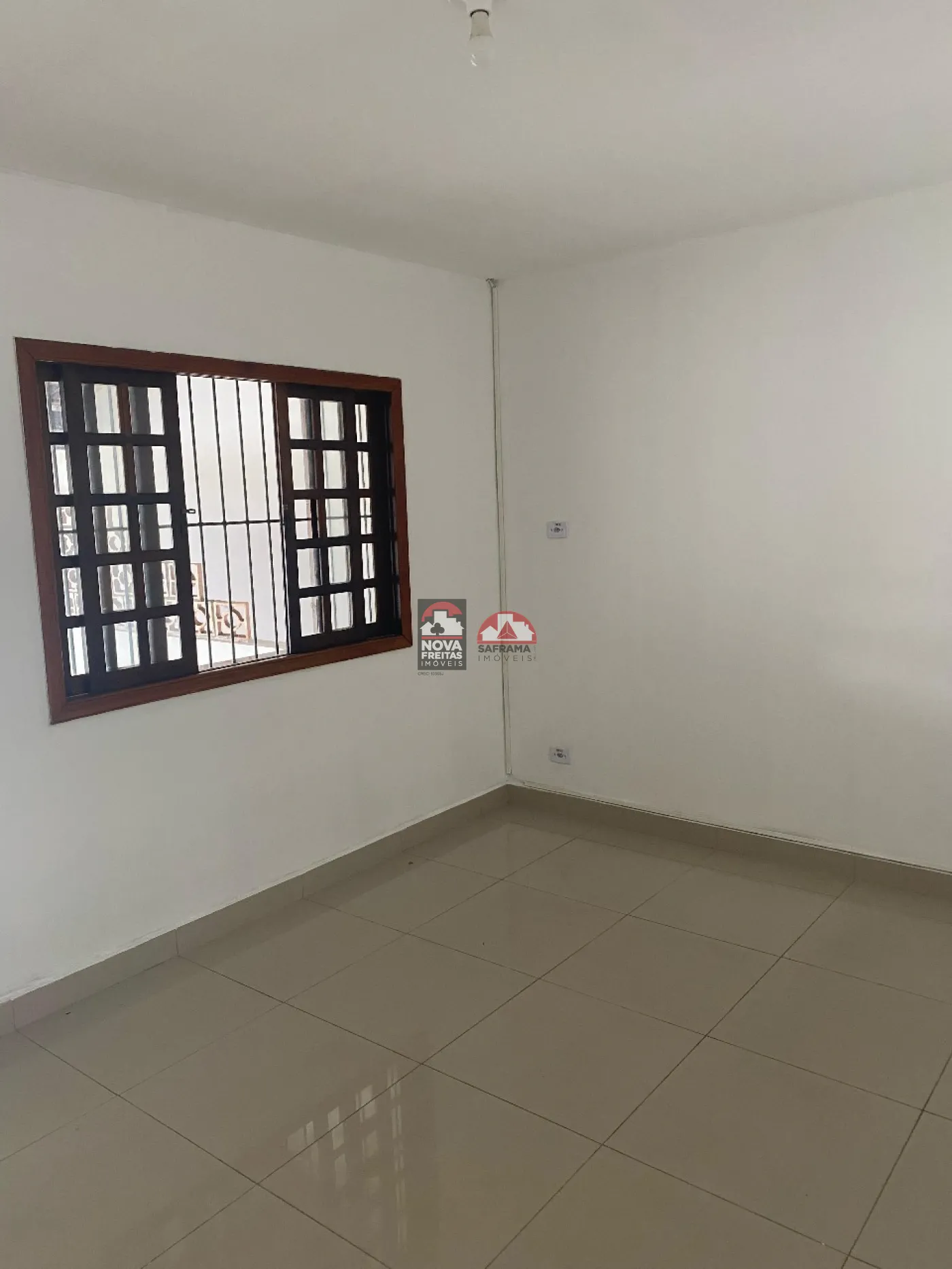 Comprar Casa / Padrão em Pindamonhangaba R$ 350.000,00 - Foto 3