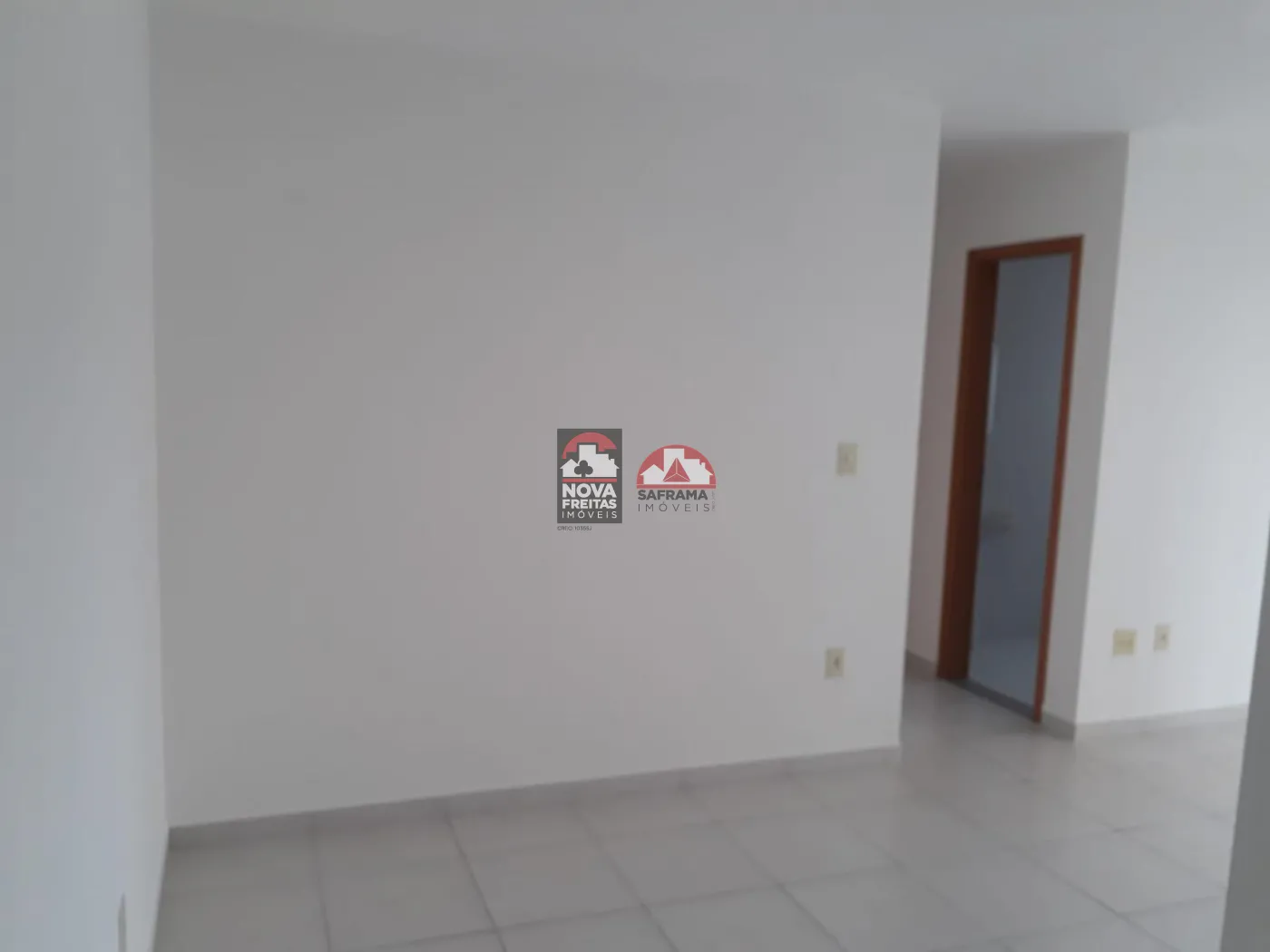 Alugar Apartamento / Padrão em Jacareí R$ 1.900,00 - Foto 2