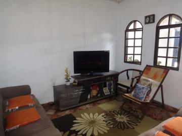 imagem 1 - CASA | 2 Dormitórios, Churrasqueira e 4 Vagas em Pindamonhangaba imagem 1 - CASA | 2 Dormitórios, Churrasqueira e 4 Vagas em Pindamonhangaba