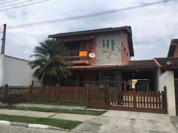 Alugar Casa / Sobrado Padrão em Caraguatatuba. apenas R$ 990.000,00