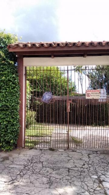 Alugar Casa / Padrão em São José dos Campos. apenas R$ 1.200.000,00
